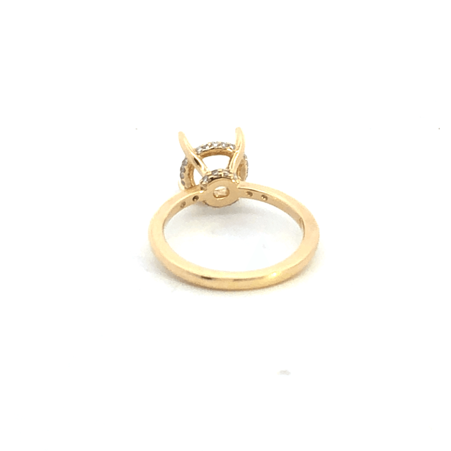 Elegant Gold Ring with Clear Stones (D.10ct, 14KW) – RM1912