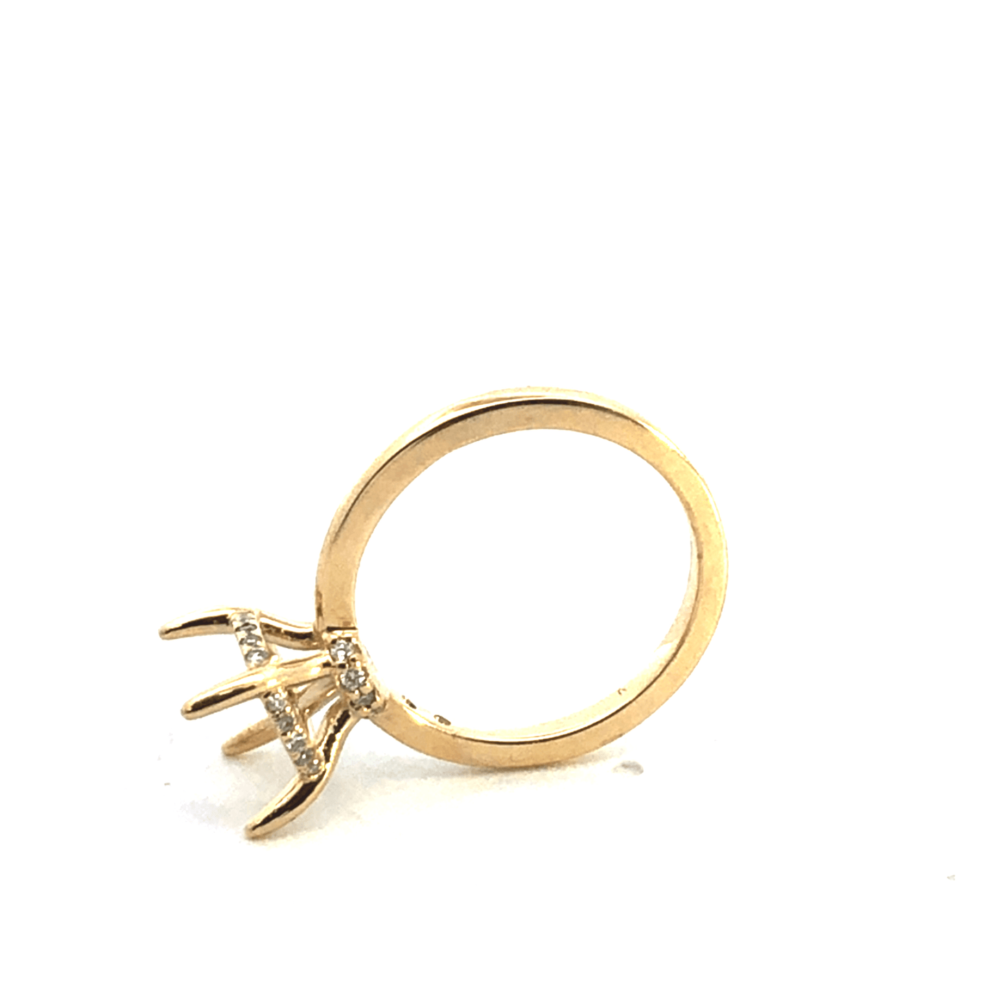 Elegant Gold Ring with Clear Stones (D.10ct, 14KW) – RM1912