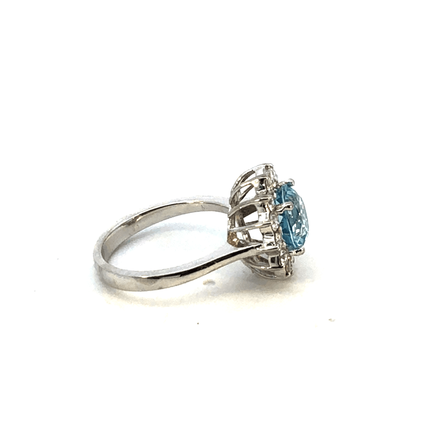 Elegant Blue Gemstone Ring – DR201