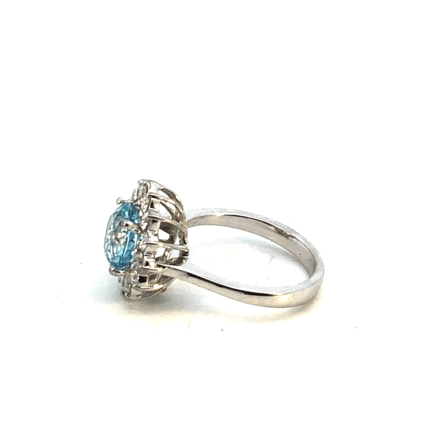 Elegant Blue Gemstone Ring – DR201