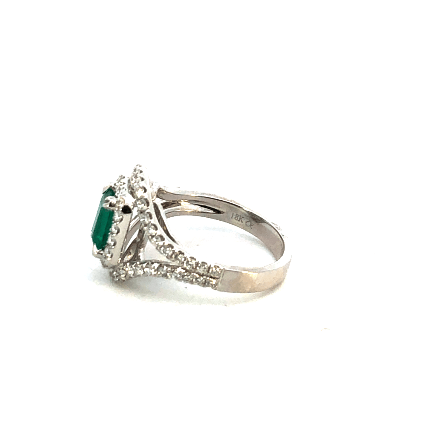 Elegant Emerald and Diamond Ring – DR2192EM