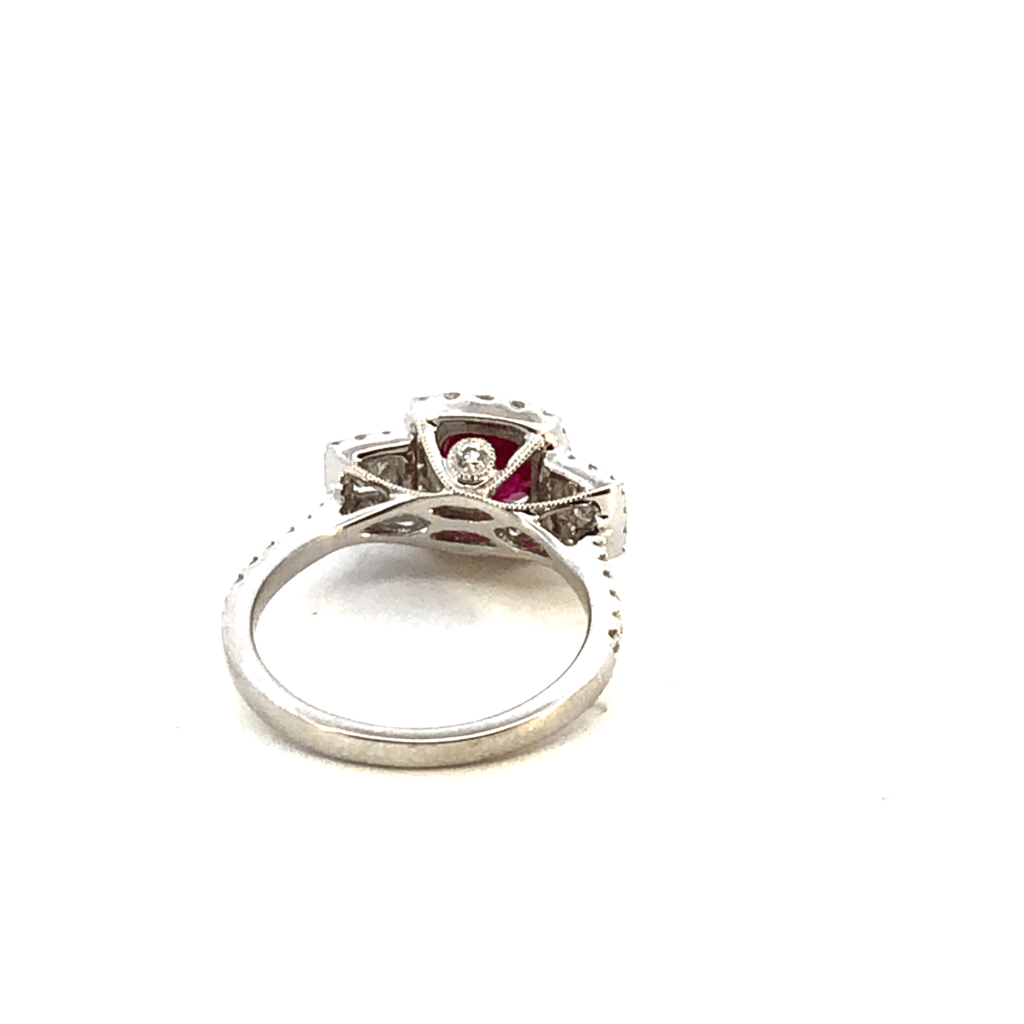 Elegant Ruby and Diamond Ring – GIA Certified