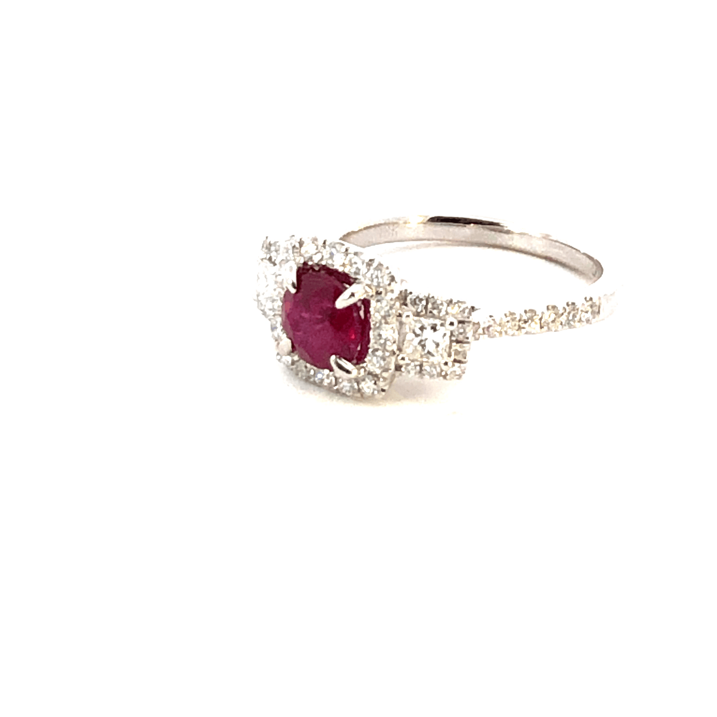 Elegant Ruby and Diamond Ring – GIA Certified