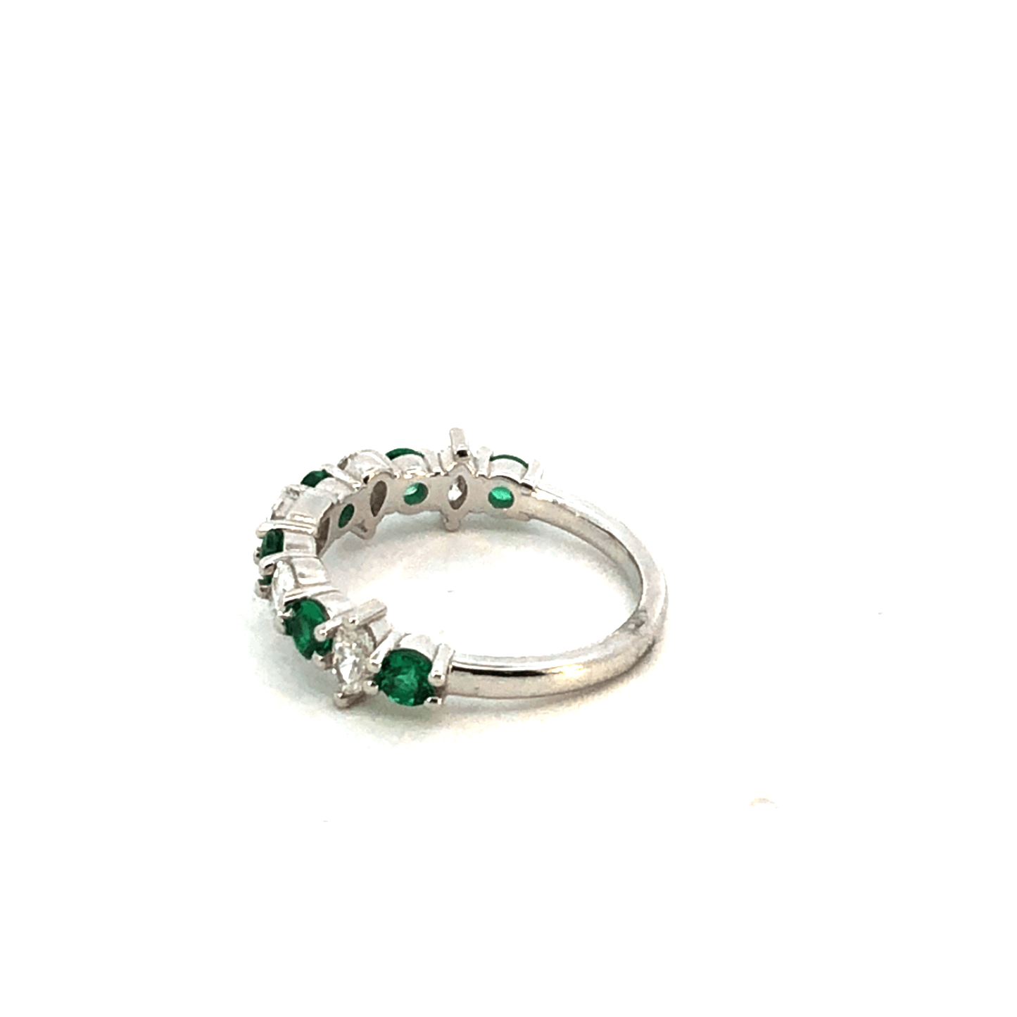 Elegant Emerald and Diamond Ring – Band Style