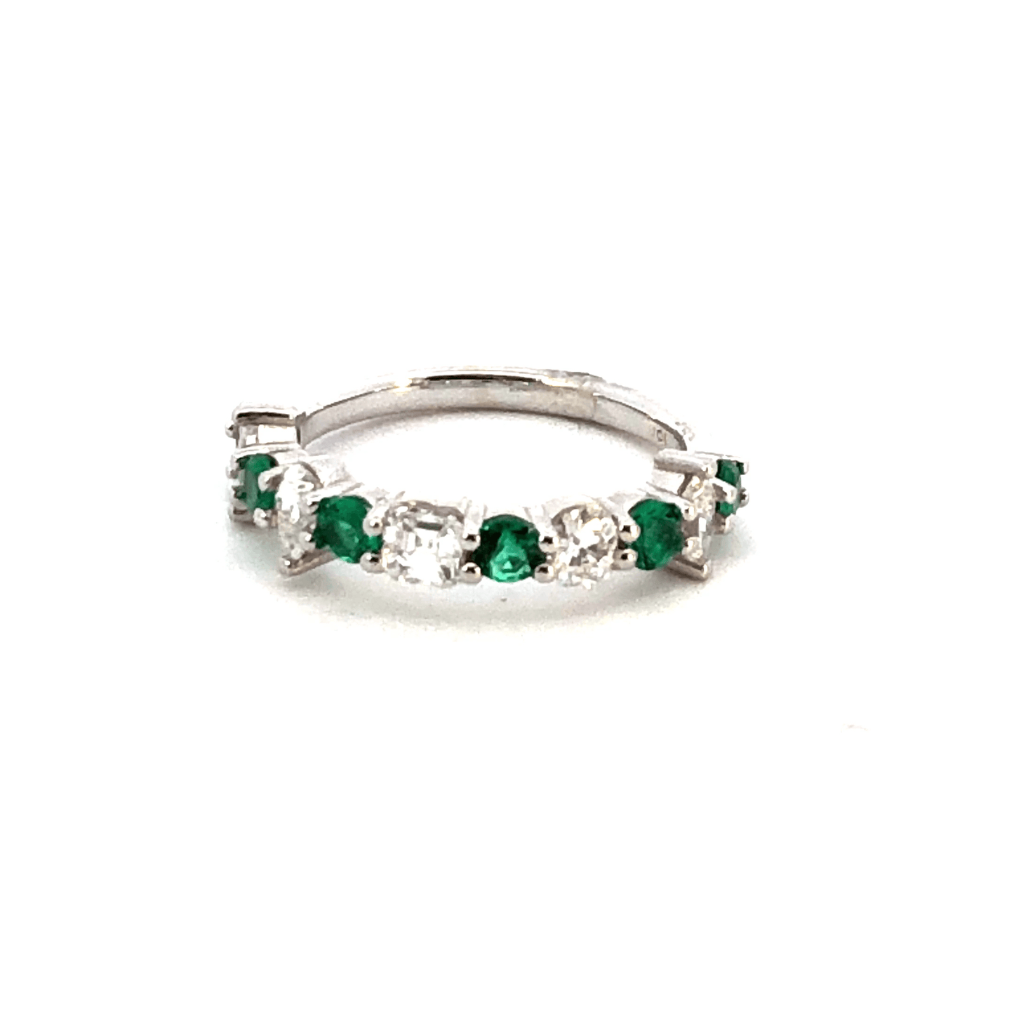 Elegant Emerald and Diamond Ring – Band Style