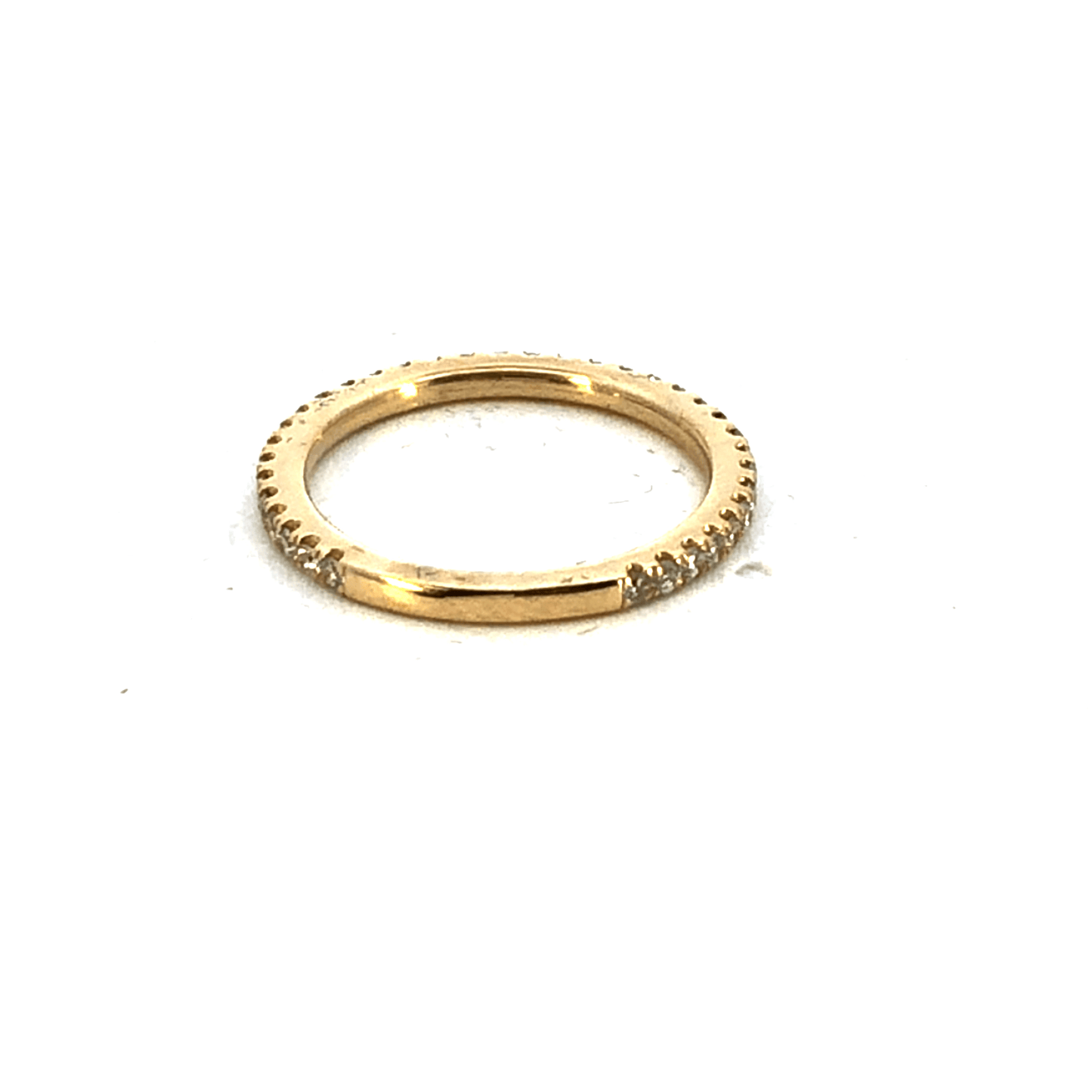 Elegant Gold Ring with Sparkling Accents – DB0201