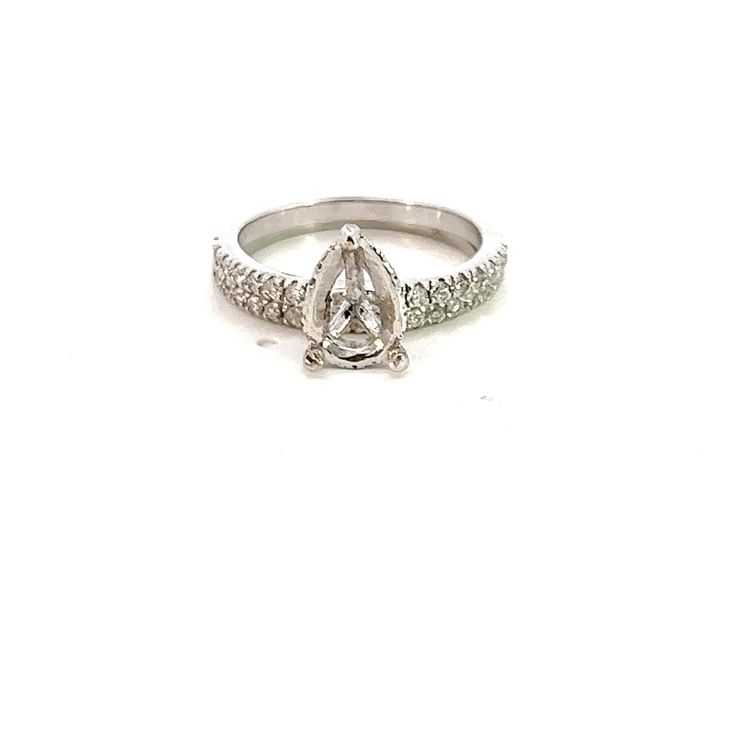 Elegant Diamond Engagement Ring (D0.95 ct, 14KW)