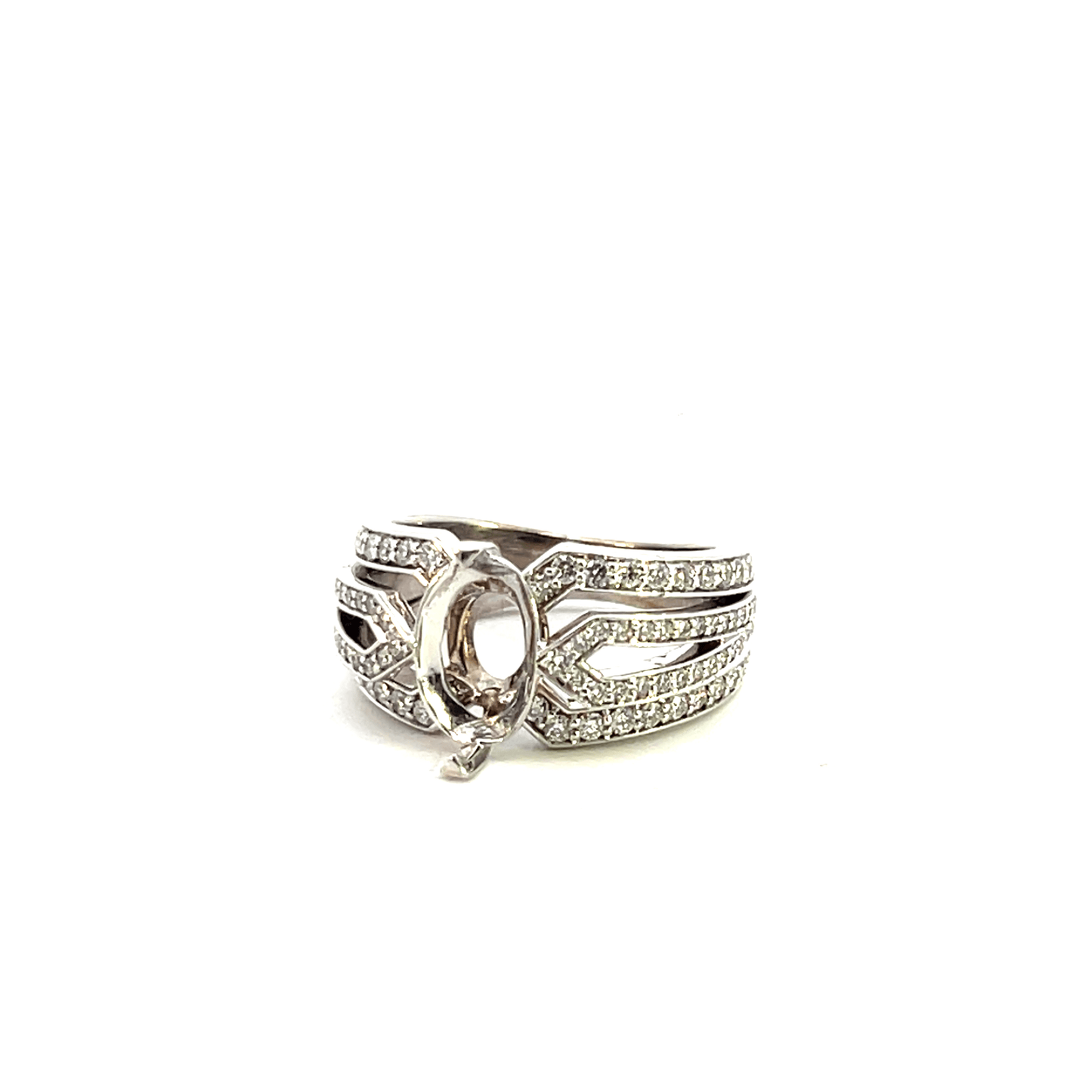 Elegant Silver Ring with Gemstone (D0.55 ct, 14KW) – RM1900