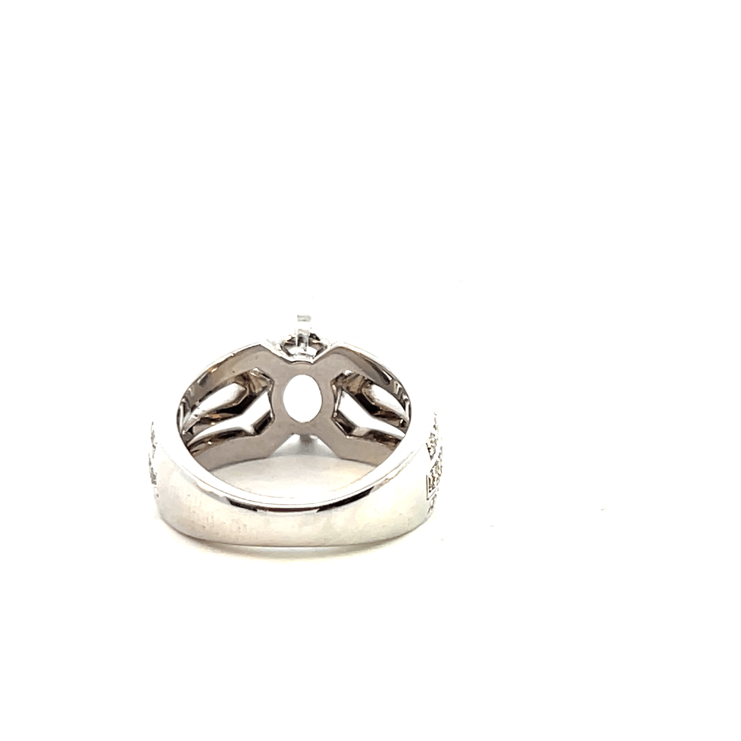 Elegant Silver Ring with Gemstone (D0.55 ct, 14KW) – RM1900