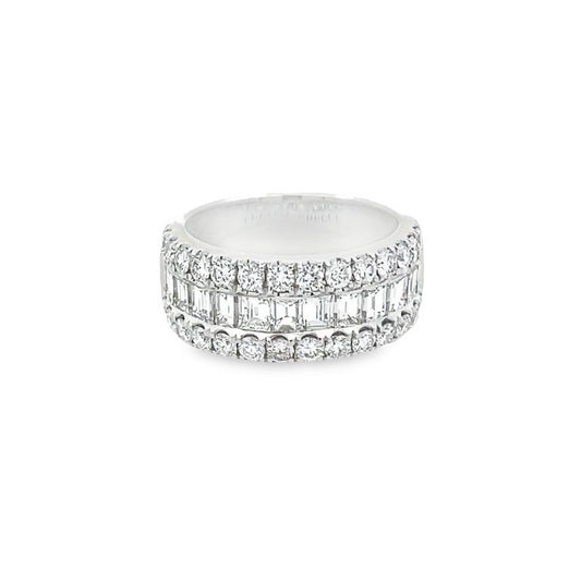 Fashion Baguette Diamond Band 2.81CT 18K White Gold
