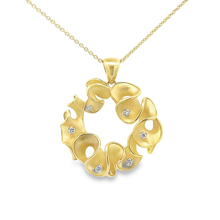 Fashion Diamond Pendant 0.15CT 14K Yellow Gold