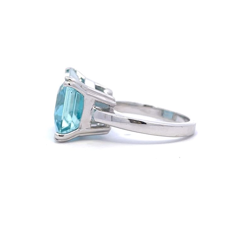 Emerald Aquamarine 10.18CT Fashion Ring 14K White Gold