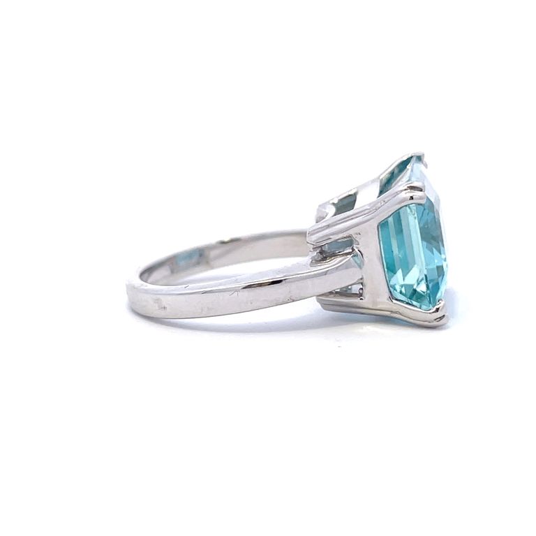 Emerald Aquamarine 10.18CT Fashion Ring 14K White Gold