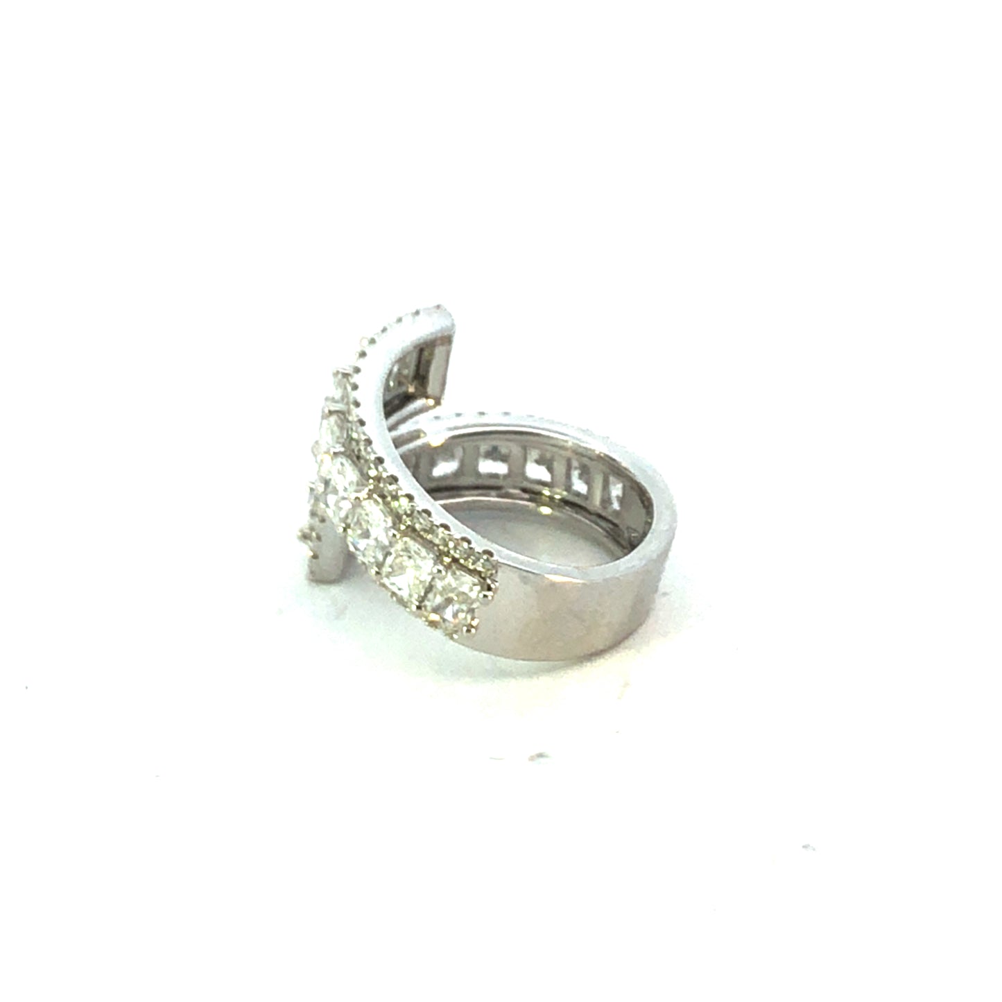 18K White Gold Spiral Ring with Radiant & Round Diamonds - 3.16ct RAD, 0.65ct D