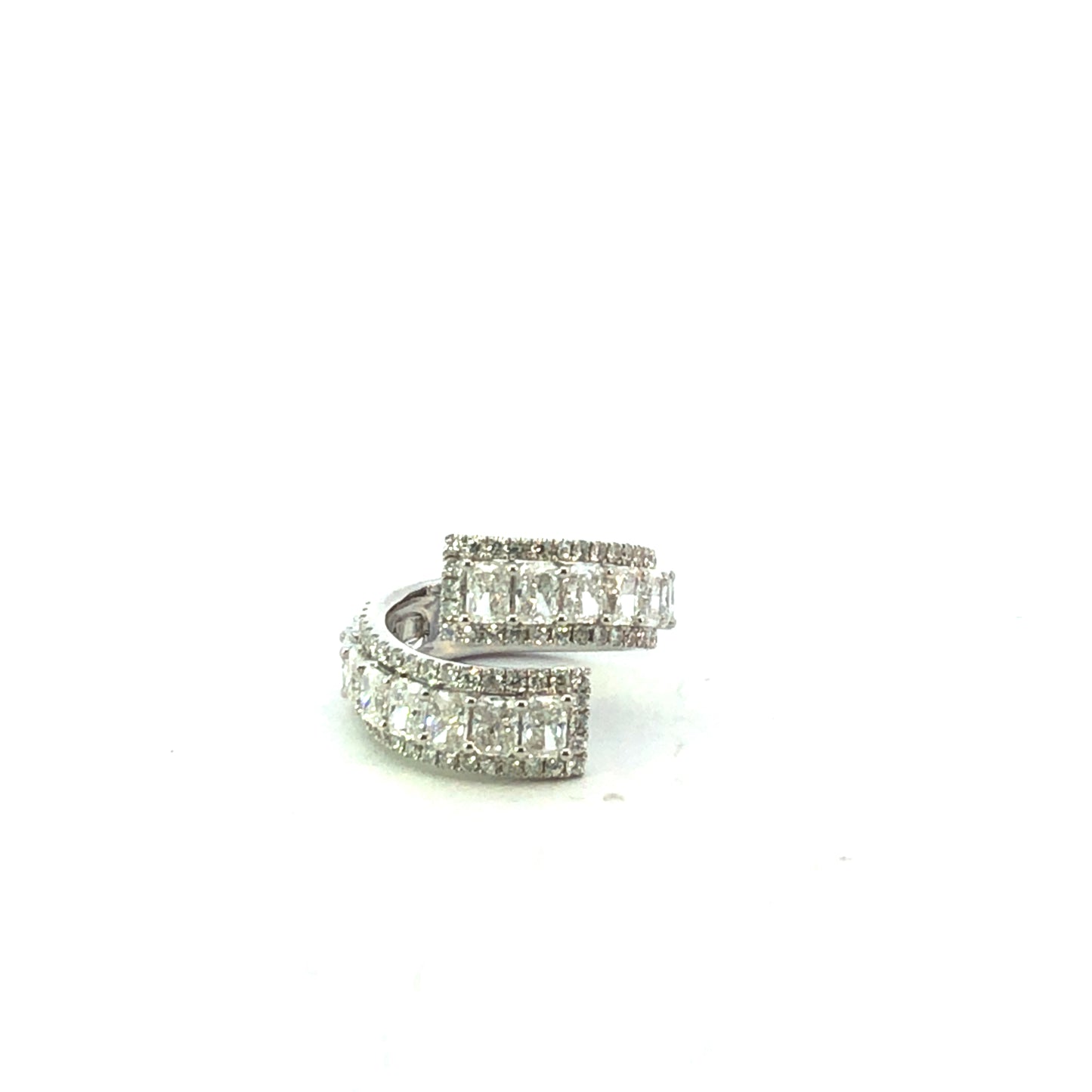 18K White Gold Spiral Ring with Radiant & Round Diamonds - 3.16ct RAD, 0.65ct D