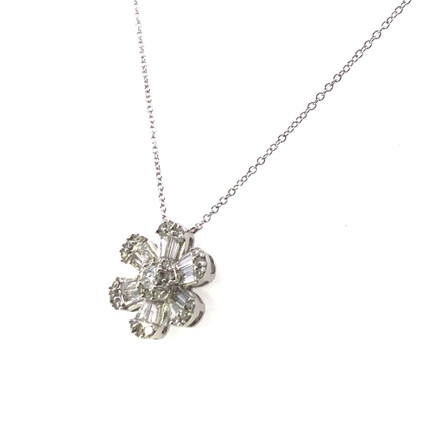 14K White Gold Diamond Beaded Circle Pendant Necklace (.15 CTW)