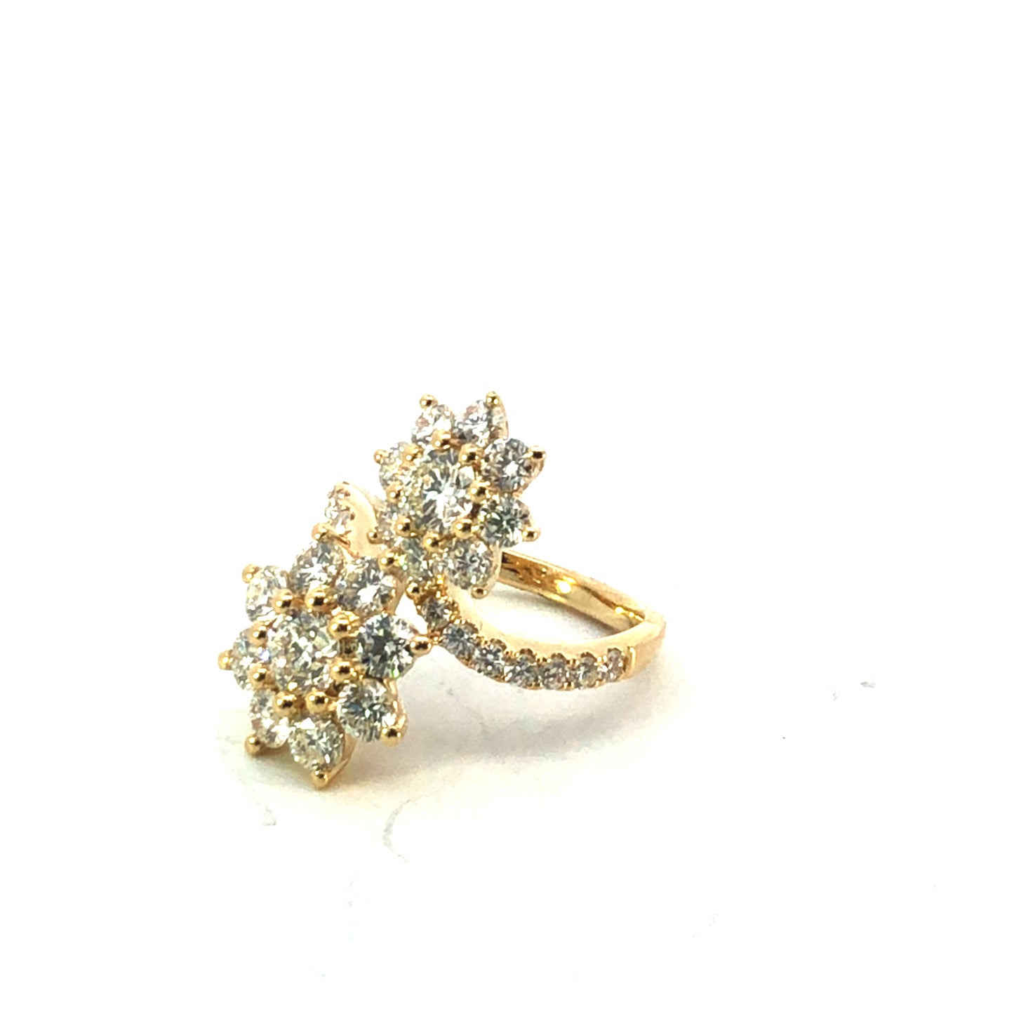 18K Yellow Gold Floral Cluster Diamond Ring - 3.25ct Total Diamond Weight