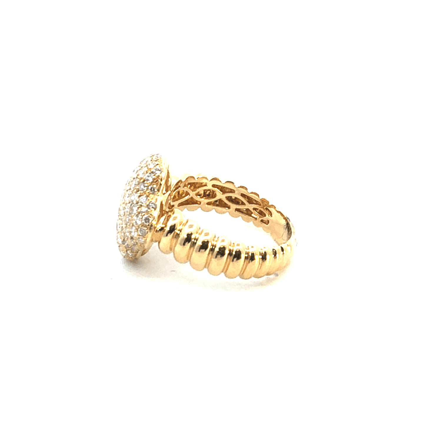 Elegant Gold Diamond Clover Ring