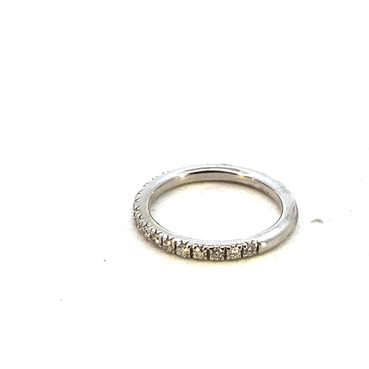 Elegant Diamond-Studded Ring Diamond Weight: 0.26 ct  14k Yellow Gold