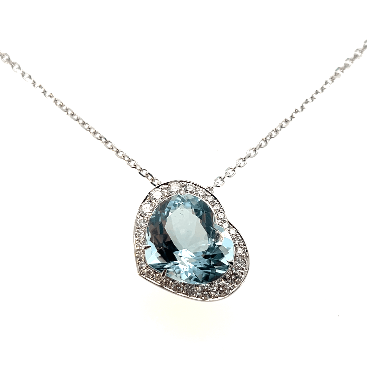 Enchanting Heart-Cut Aquamarine 8.30 carats & Diamond Pendant